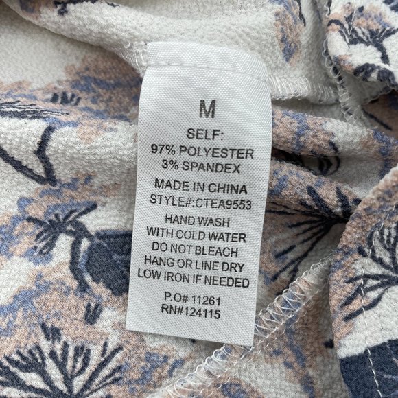 Floral Ruffle Crop Blouse - Picture 5 of 5